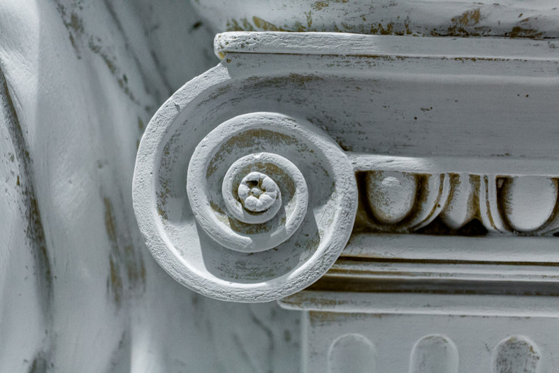 Квартирный вопрос. В греческом зале