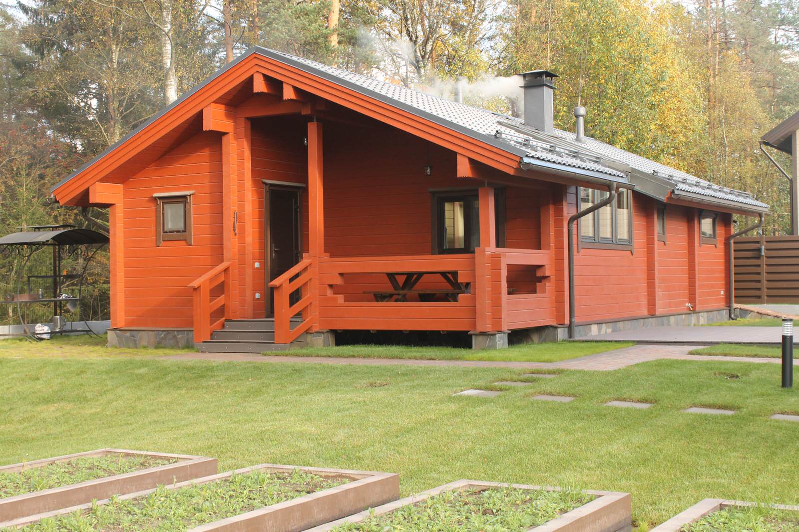 Отделка дома и бани из клееного бруса