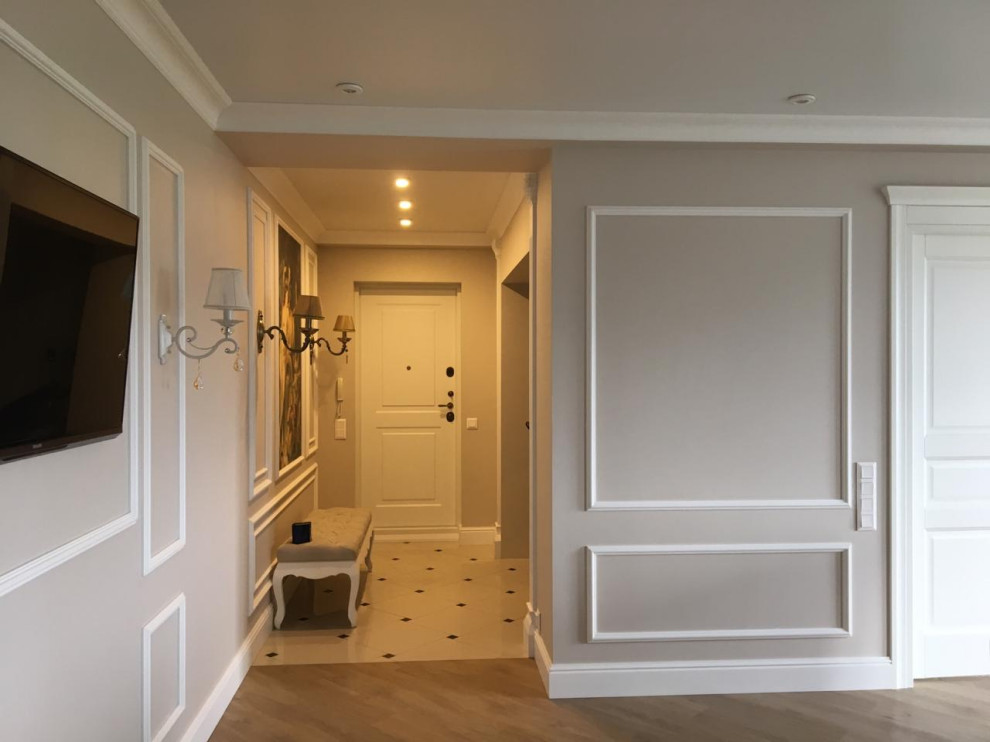 Прихожая. Переход в гостиную