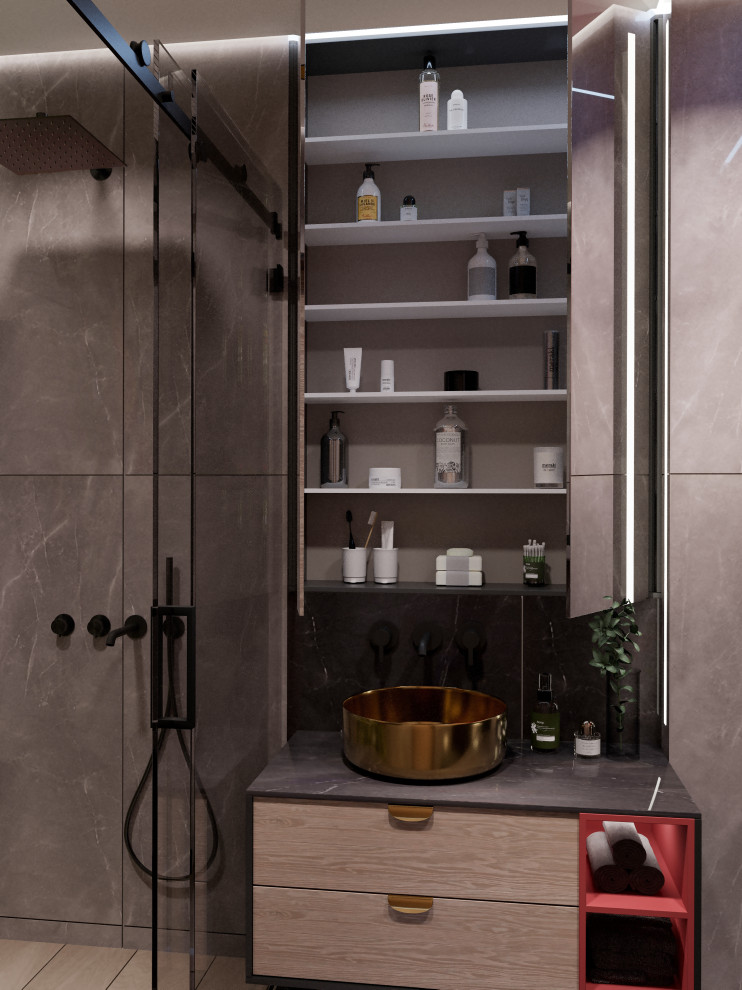 Небольшая уютная квартира расположенная в живописном месте  города