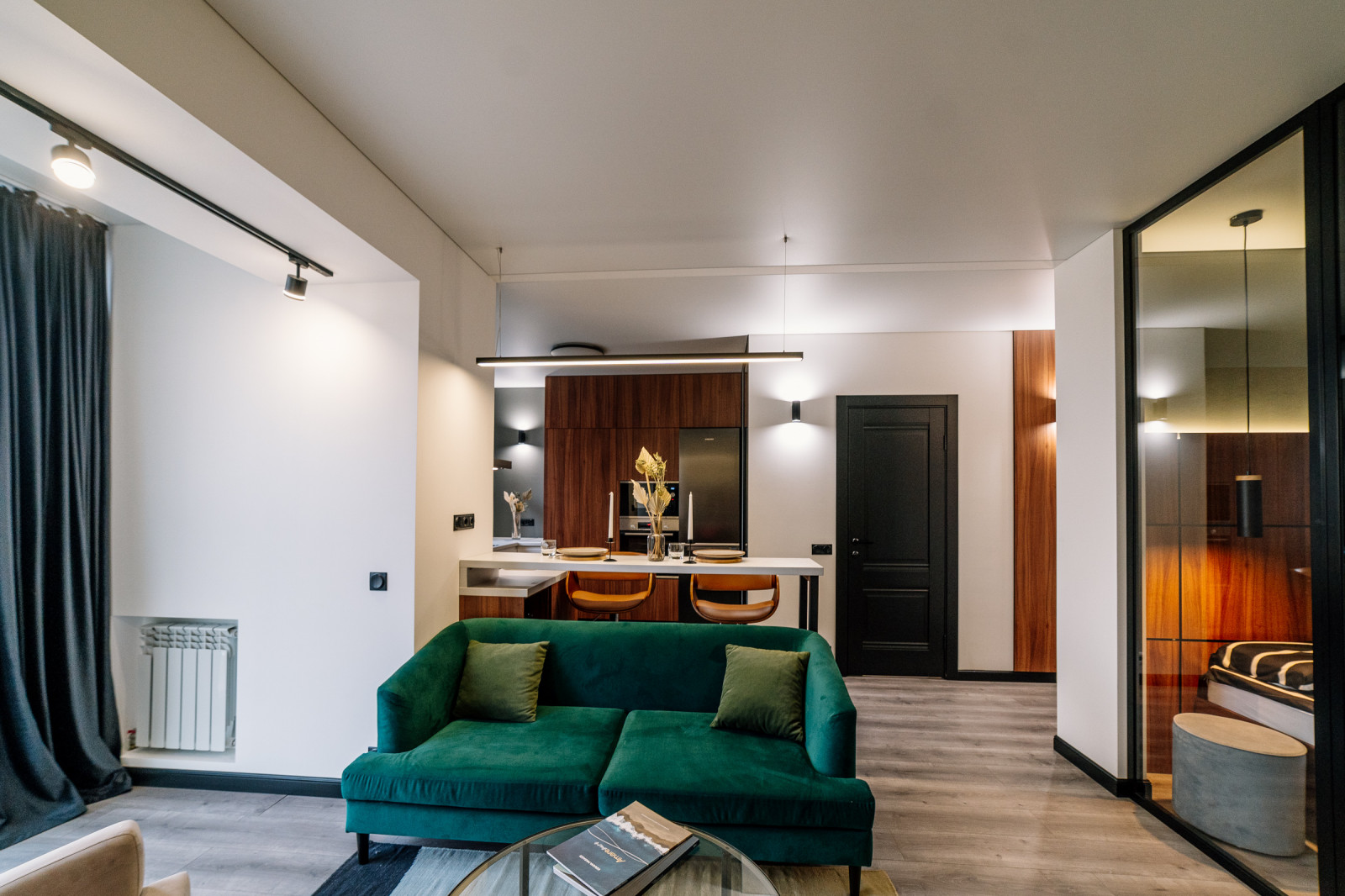 Обложка проекта: Неделина 10