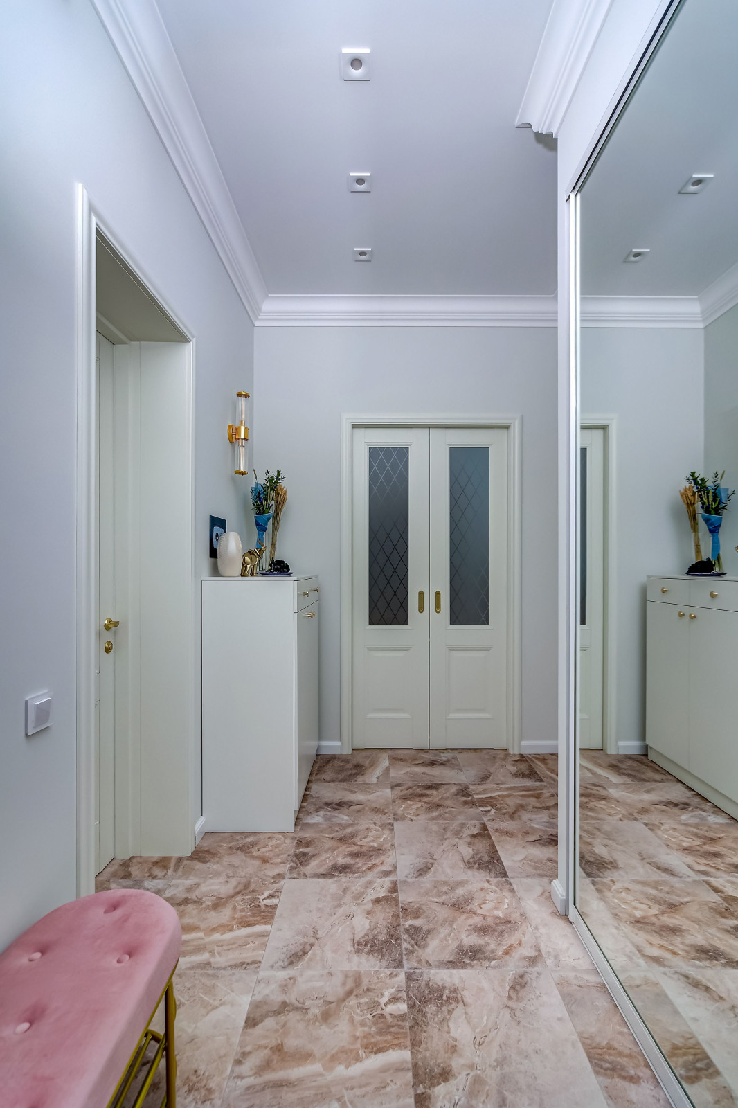 Обложка проекта: Реализованный проект - квартира центр СПб.