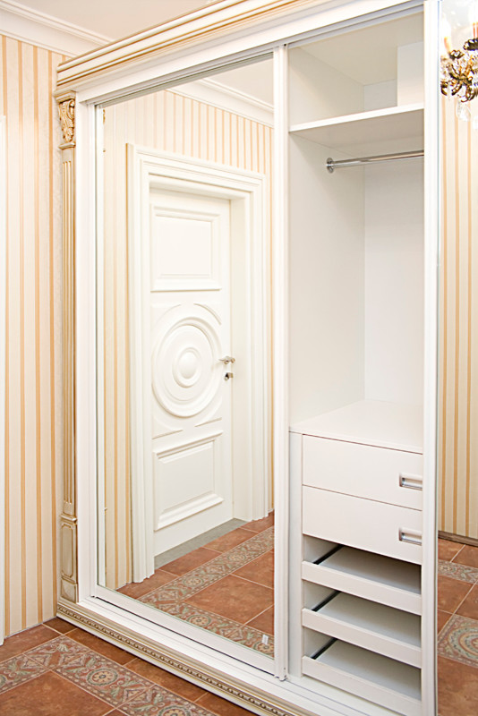 Мебель из массива для прихожей