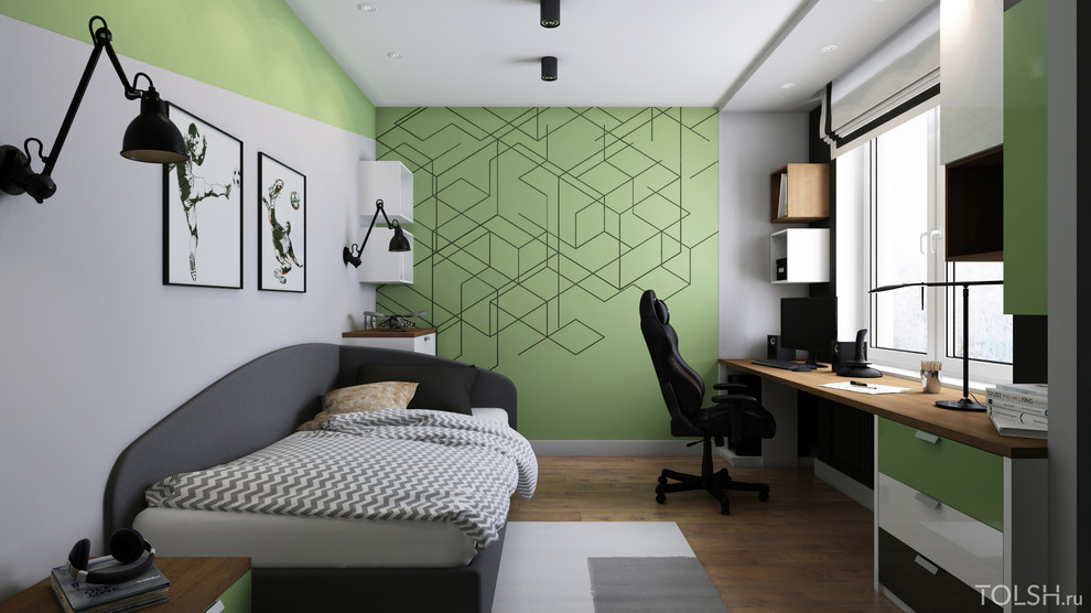 С зелёным акцентом