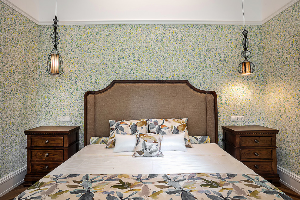 Спальня хозяев "Деревенский шик с историей"