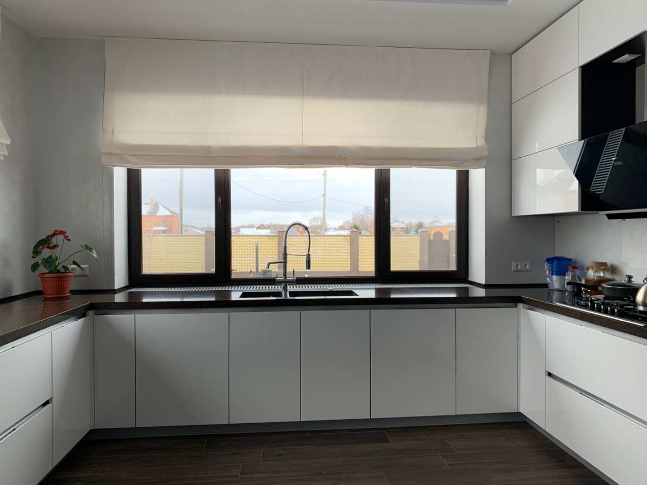 Кухня в современном стиле, пос. Большие Кабаны