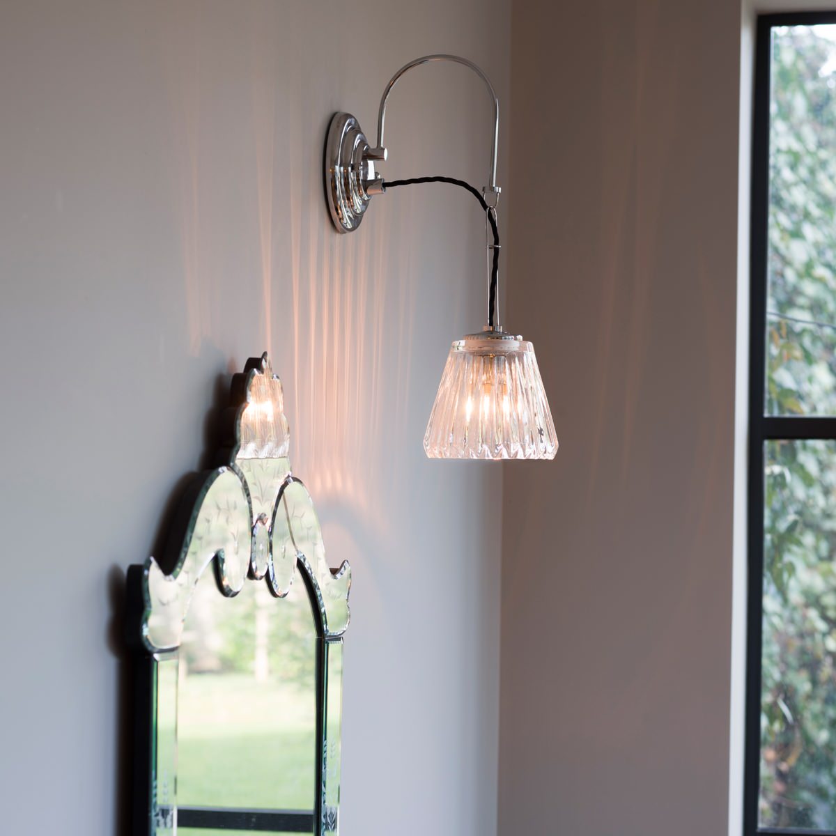 Оформление ванной комнаты бра Elstead Lighting