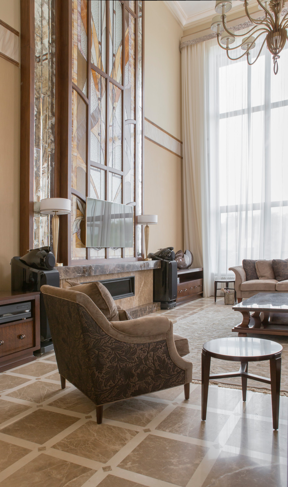 Фото интерьера камина