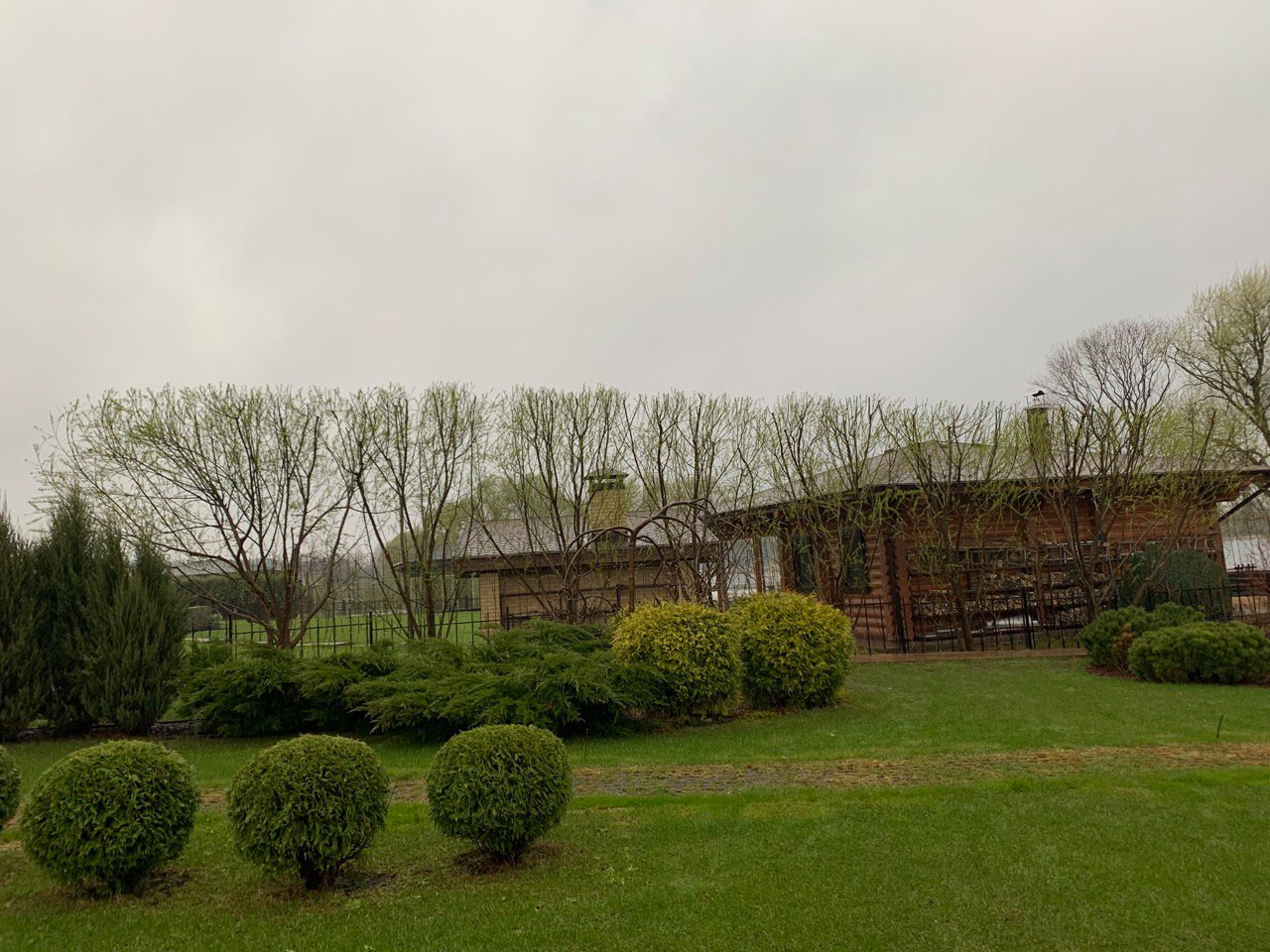 Весенняя обрезка