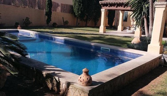 Обложка проекта: Бассейн на о.Пальма-де-Майорка