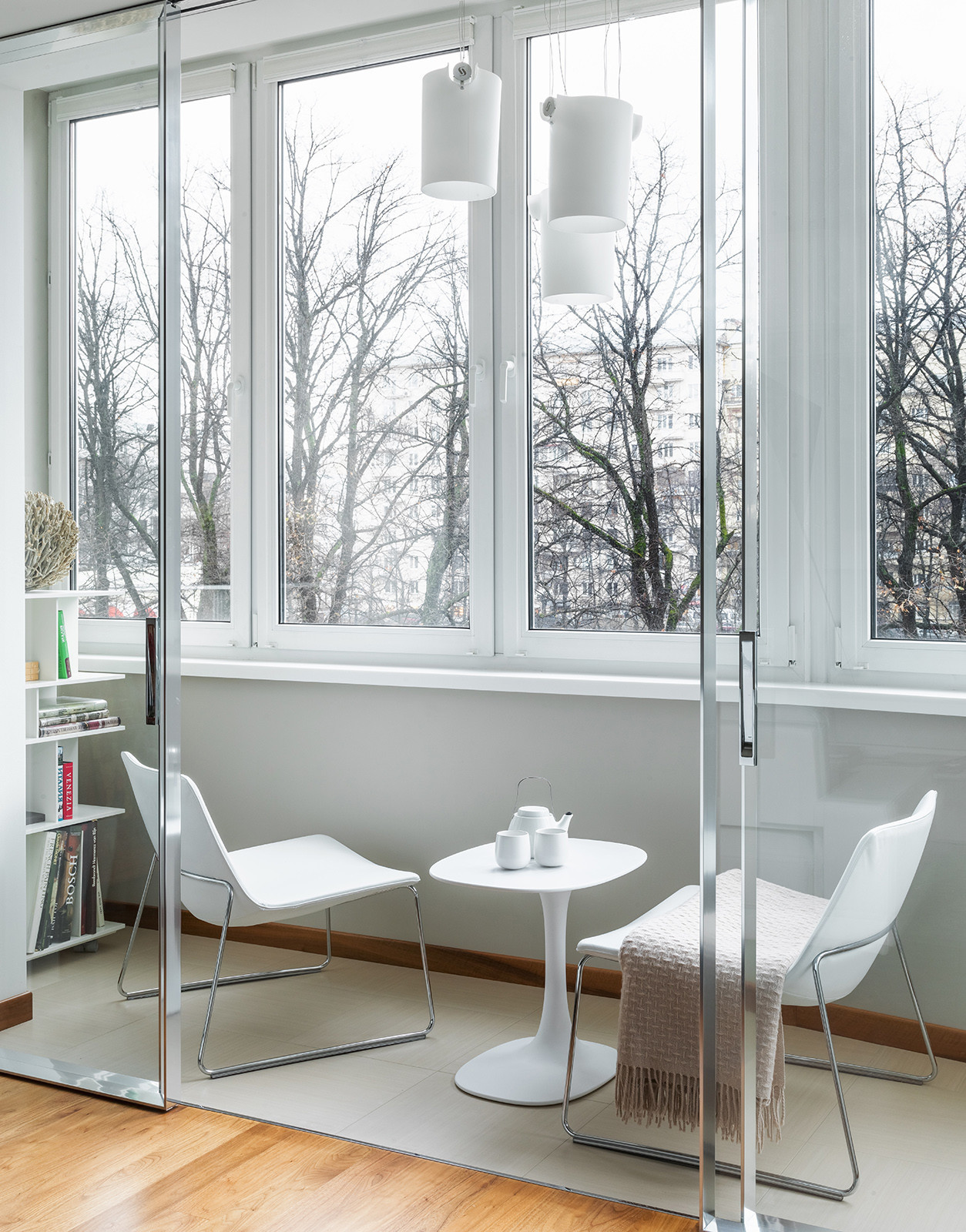 Белая квартира на Патриарших