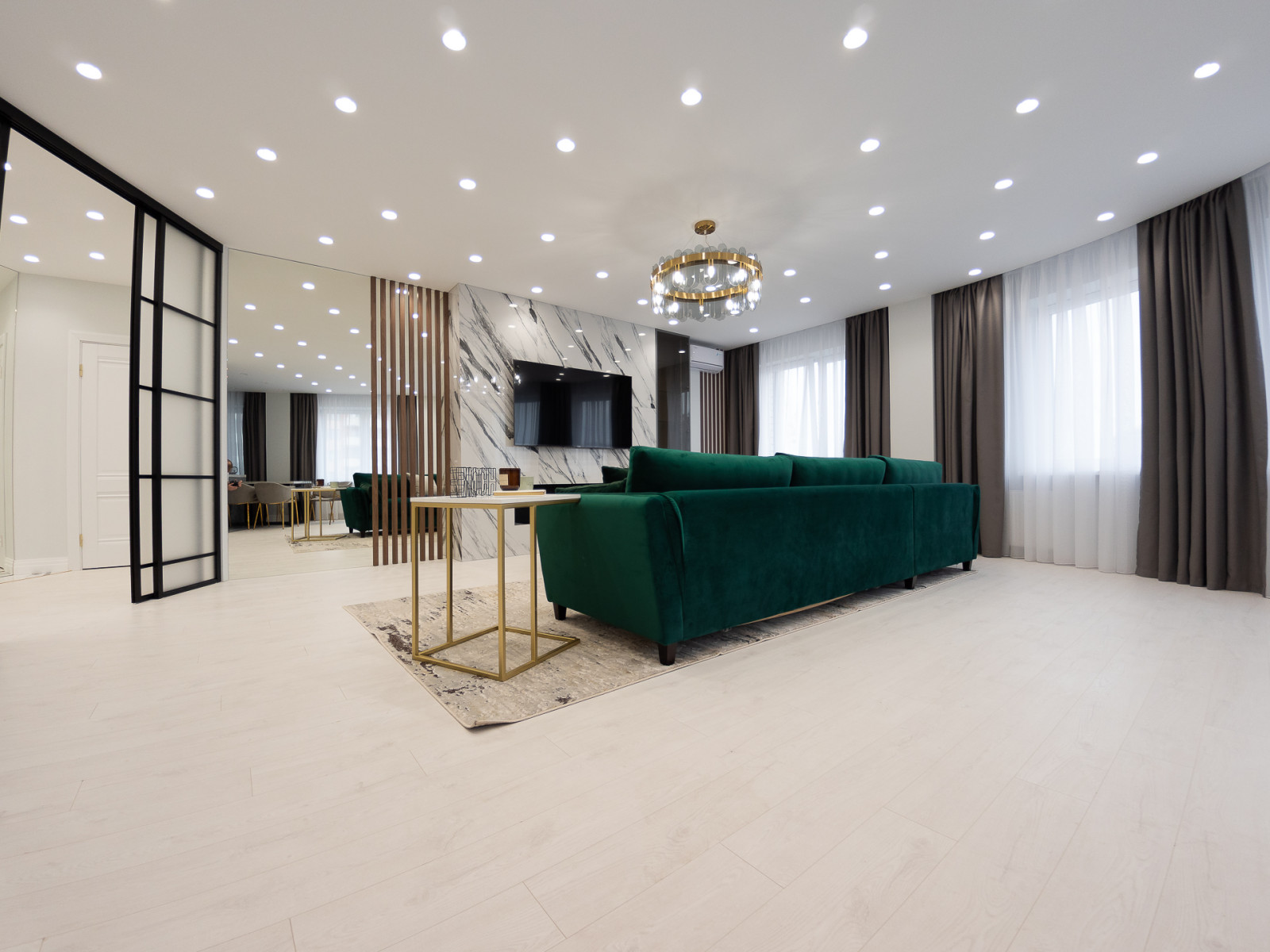 Квартира 120 кВ м в ЖК Спортивный квартал.