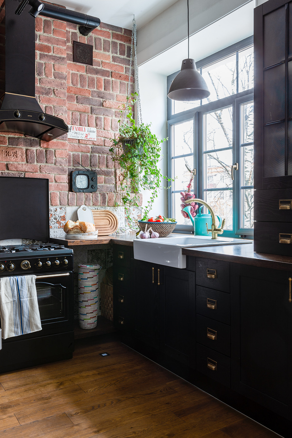 Квартира в Москве в стиле "Брутальный сканди"