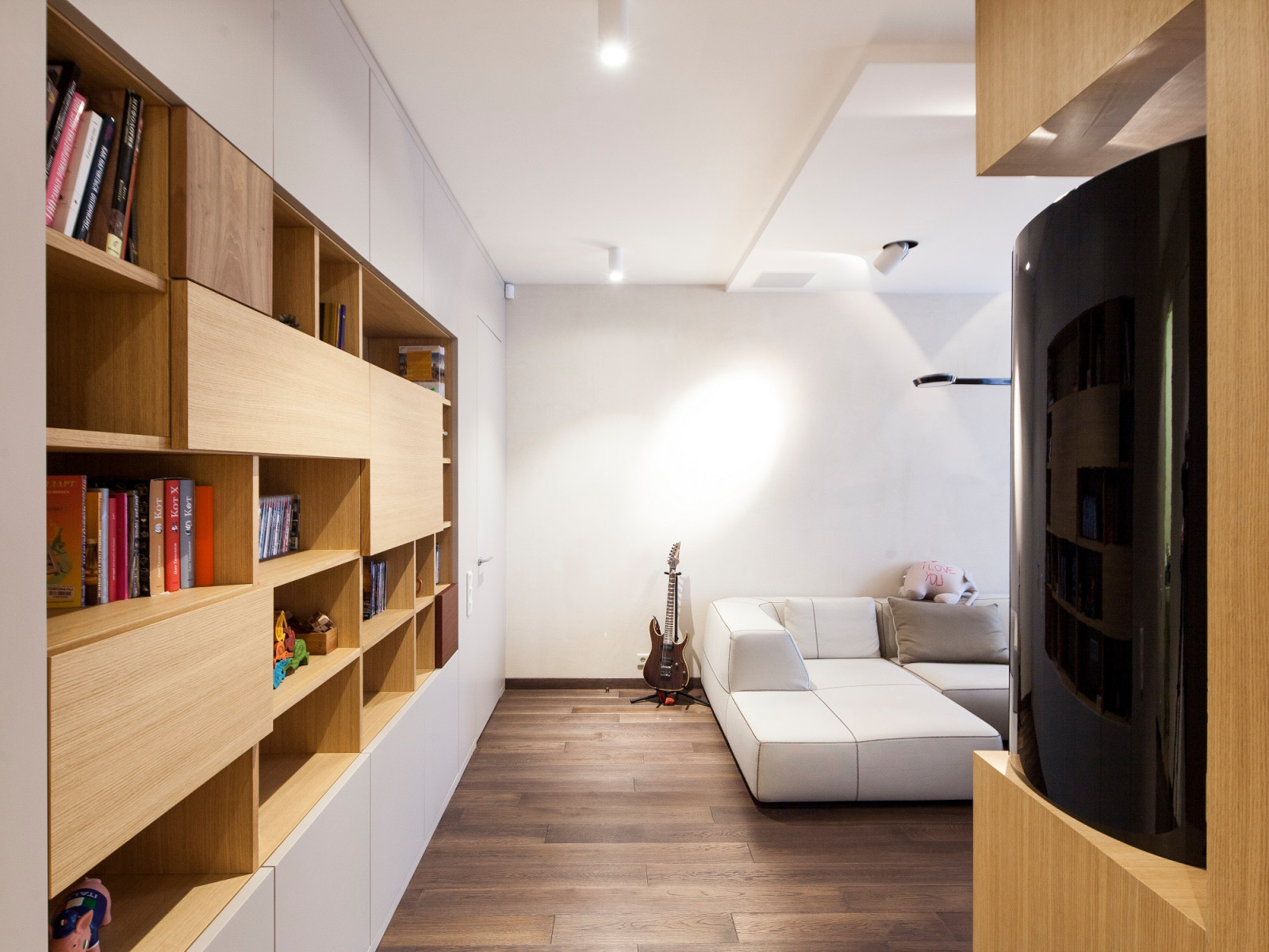 Пространственные эксперименты в минималистическом стиле