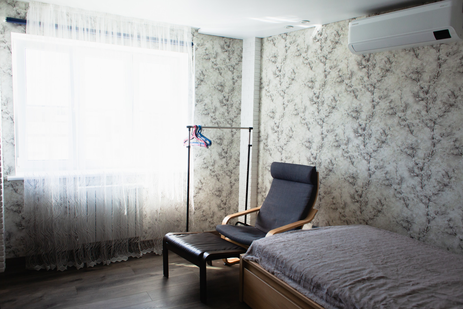 2х комнатная квартира Свиридова 14