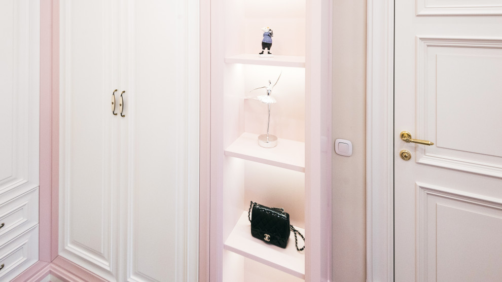 Розовая гардеробная комната принцессы