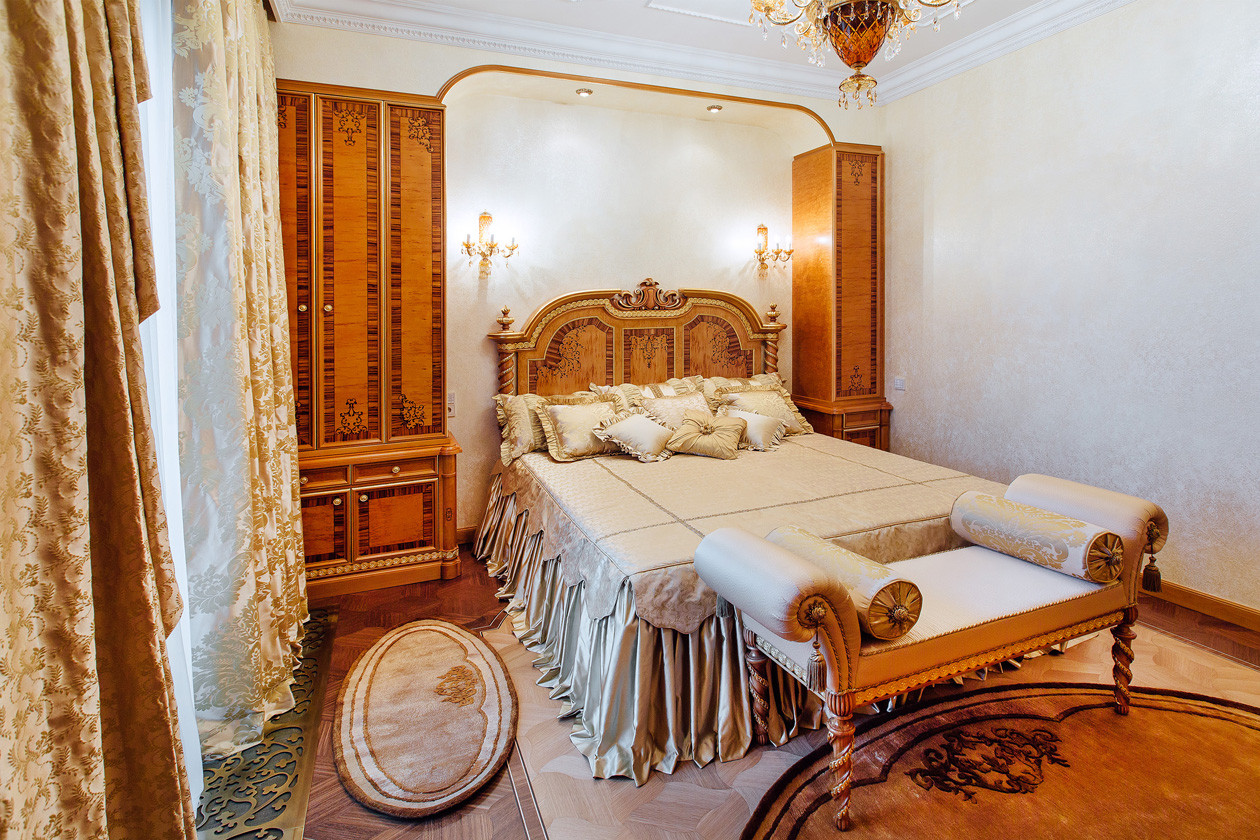 Текстильное оформление квартиры в Центре Москвы