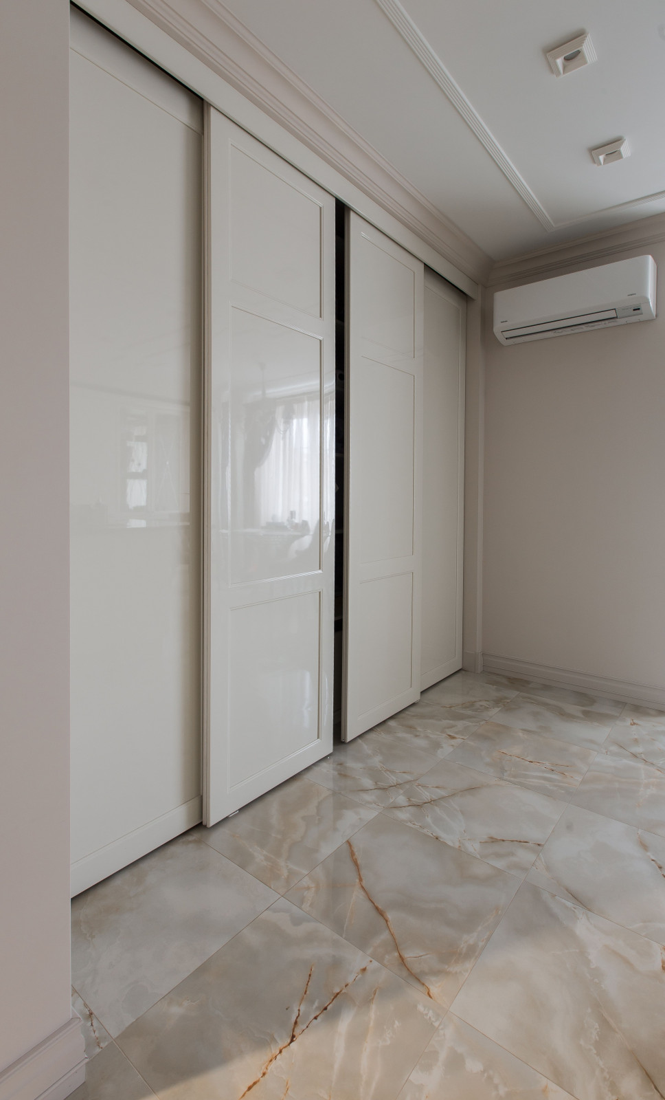 Мебель в квартиру на ул. Сенной