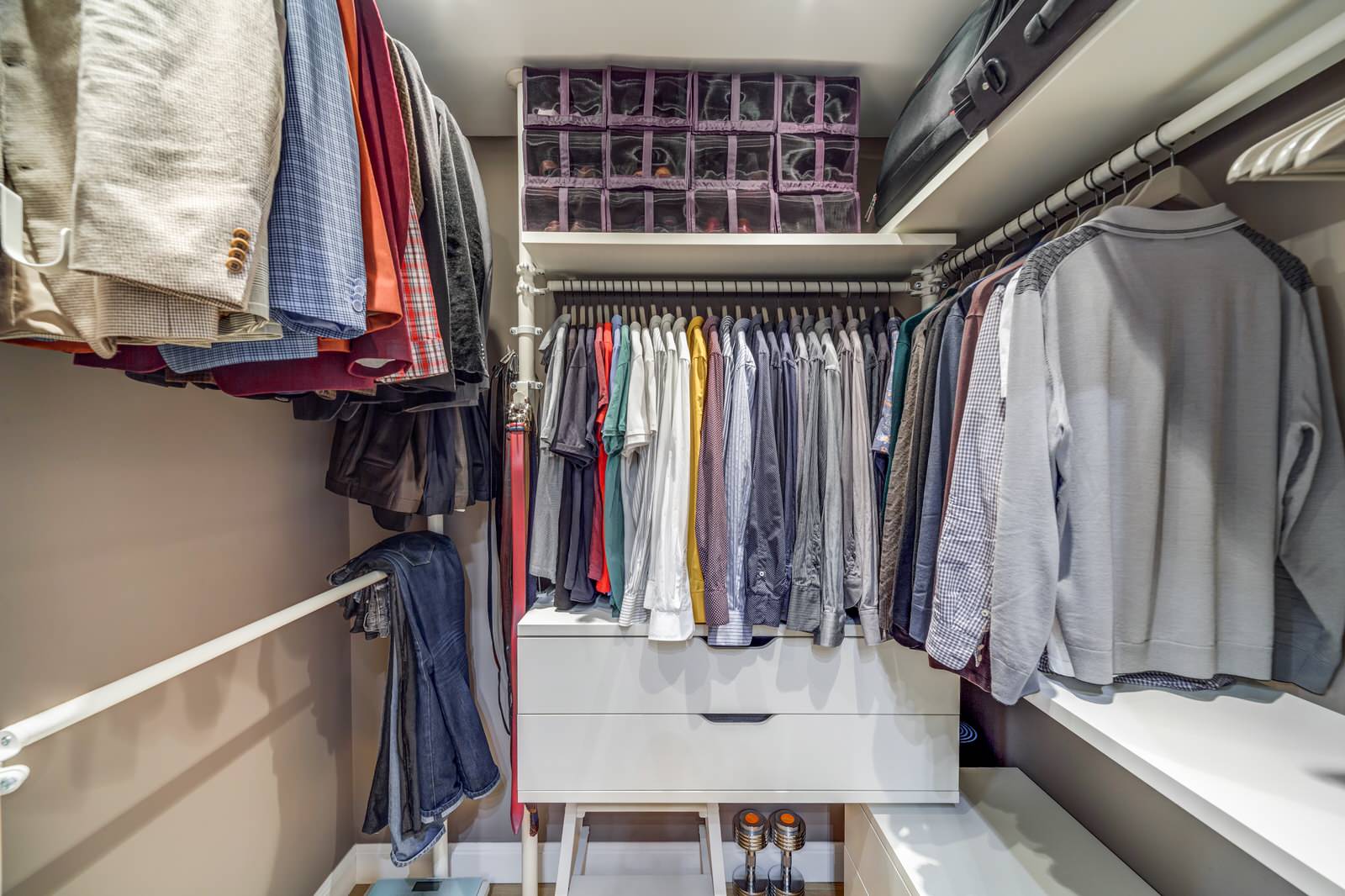 Обложка альбома: кладовая