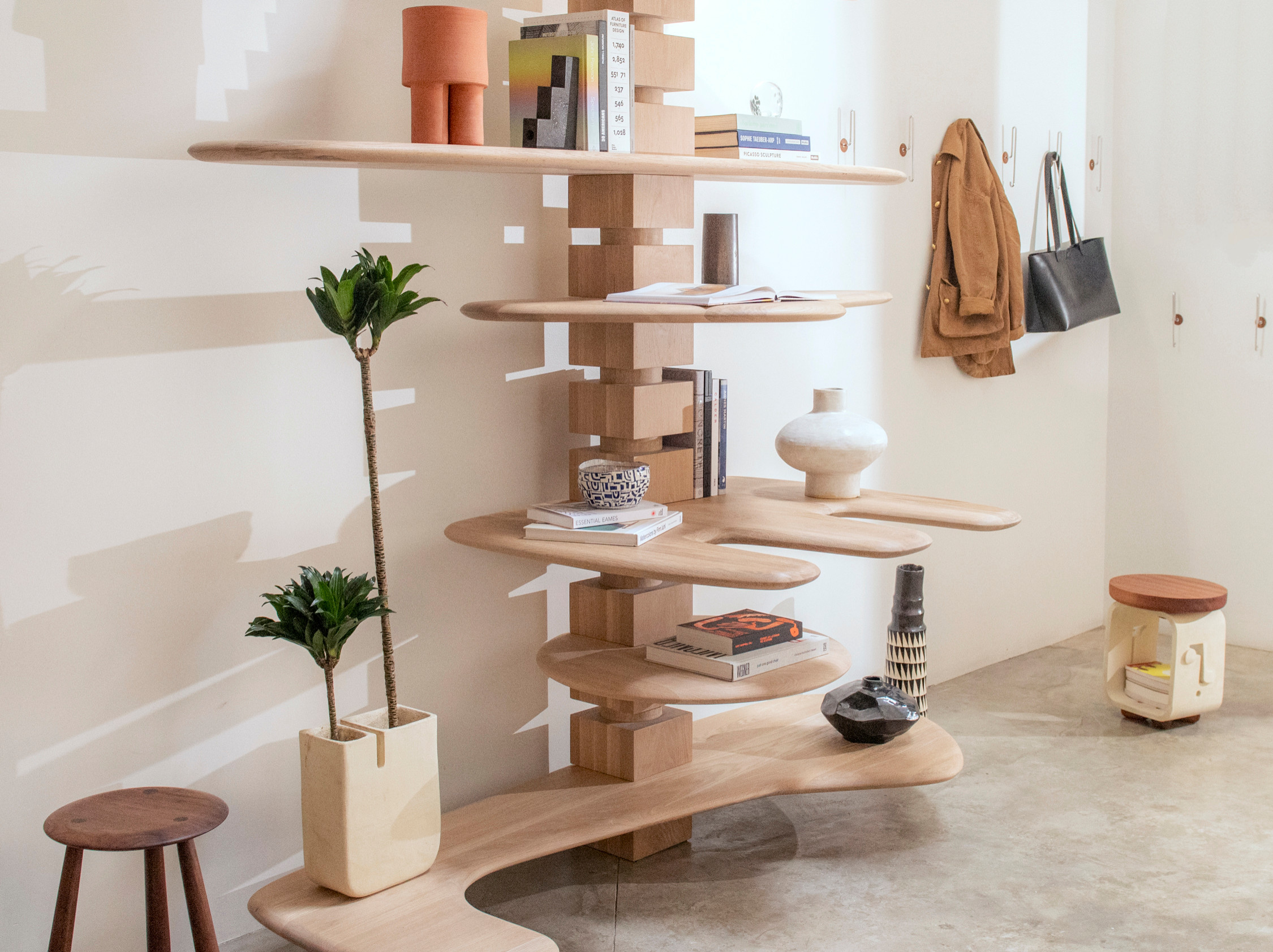 Выставка: ICFF 2022 — что нового в мебели, свете, аксессуарах