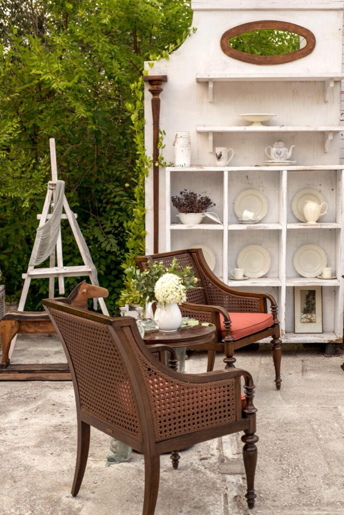 Белая усадьба 1.0