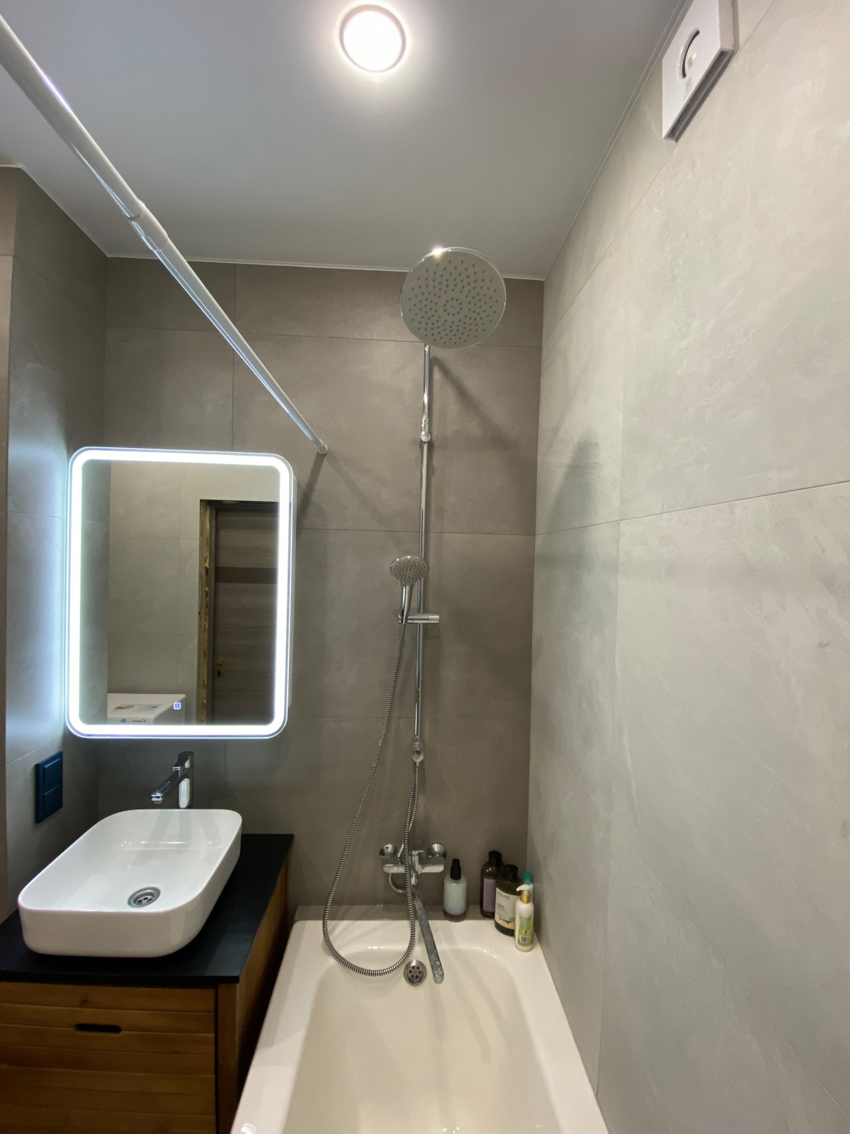 2022-04-07 18.36.31.HEIC