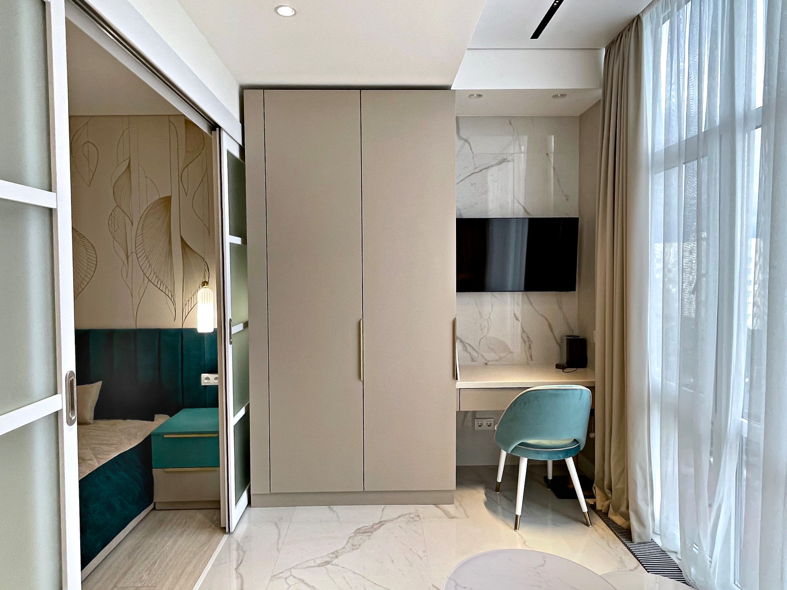 Апартаменты 42 м2  в городе Адлер