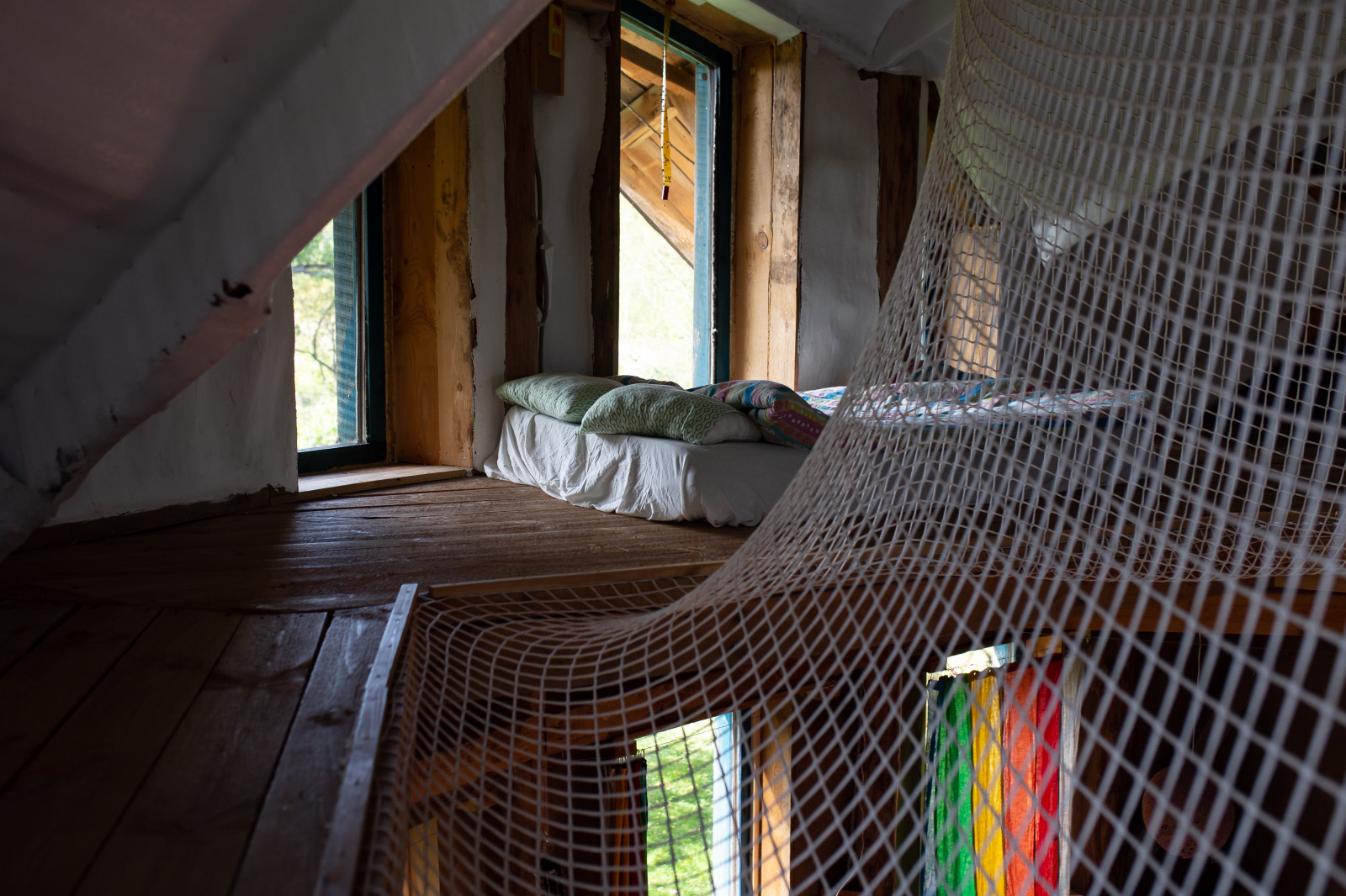 В гостях: Соломенный дом с русской печью