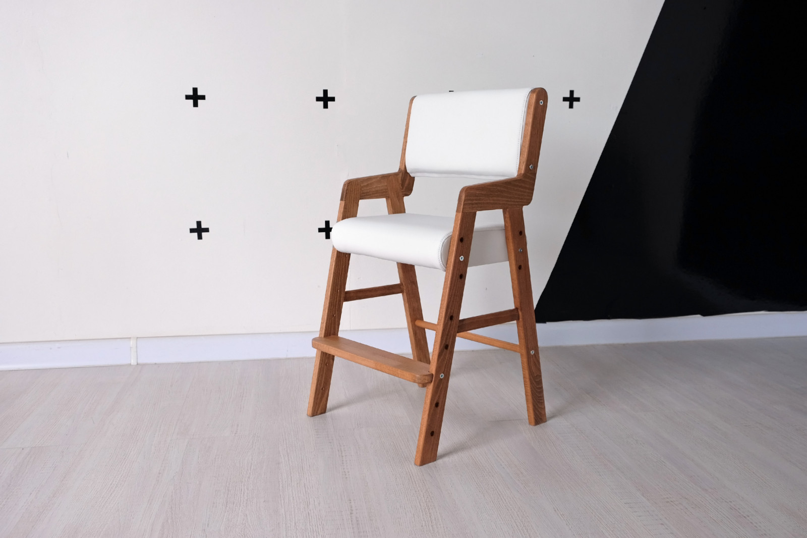 Детские стульчики