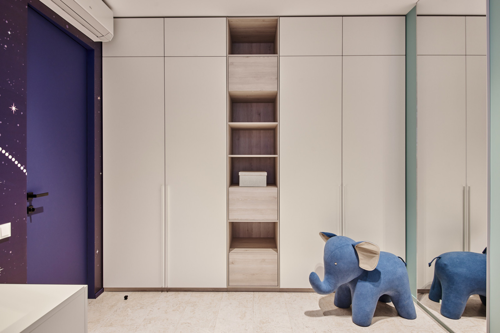 Смольный проспект