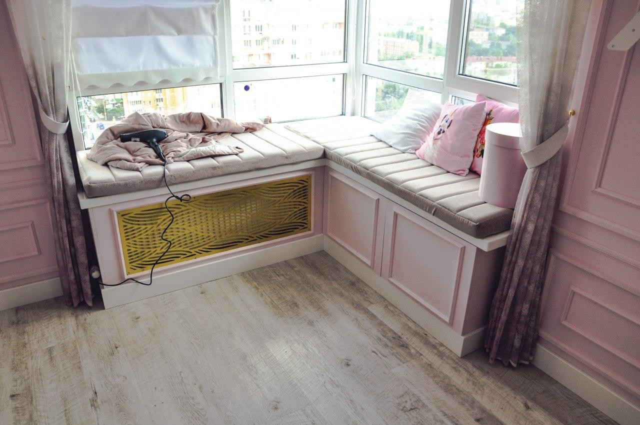 Детская, зона под окном