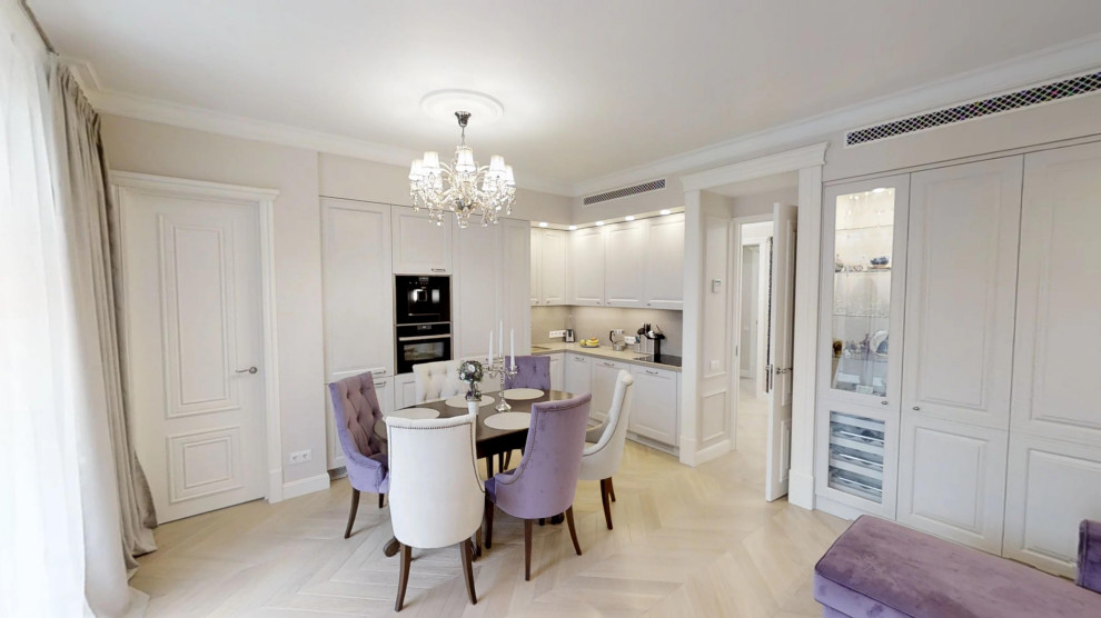 Обложка проекта: Квартира 100 кв.м. в здании сталинского конструктивизма.