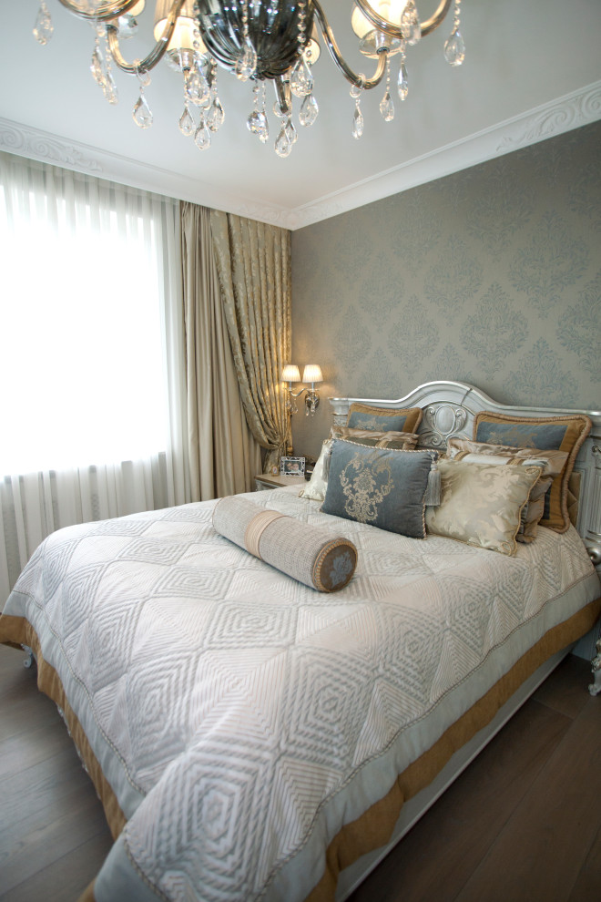 Спальни из розовой мечты: оформление кроватей; покрывала, валики, подушки