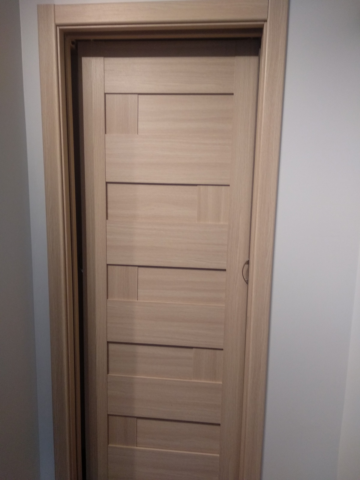 Interior door "DOMINO'', beige, with. glasses, 30"x 80"