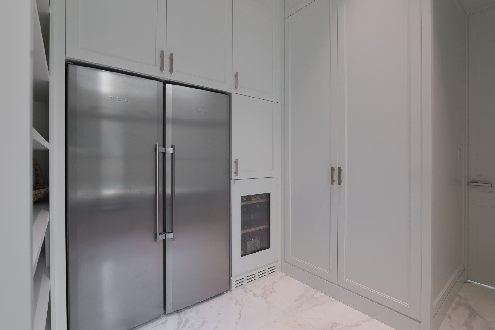 Встроенные шкафы МДФ эмаль матовая