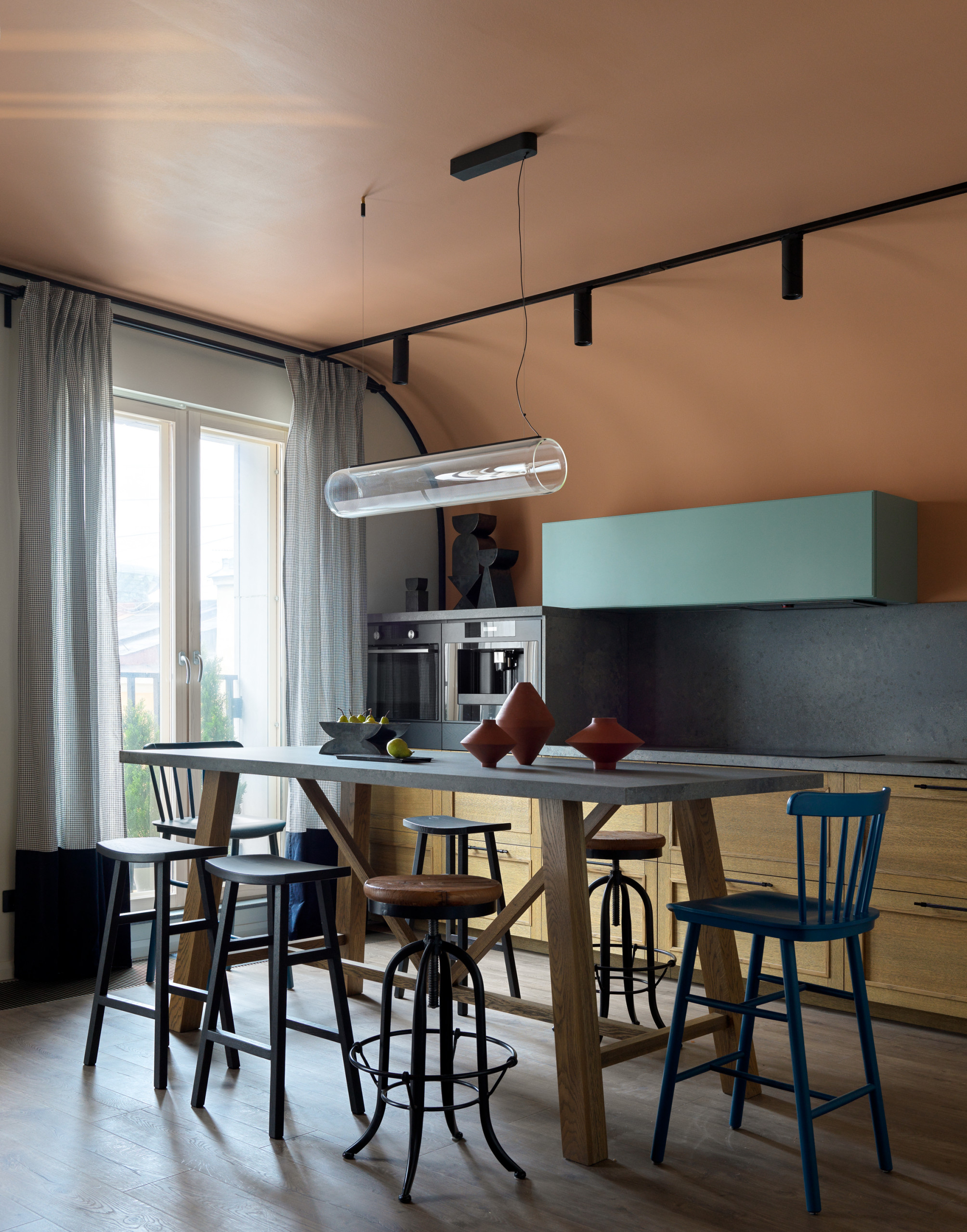 Houzz тур: Квартира в лососевых тонах для студентки