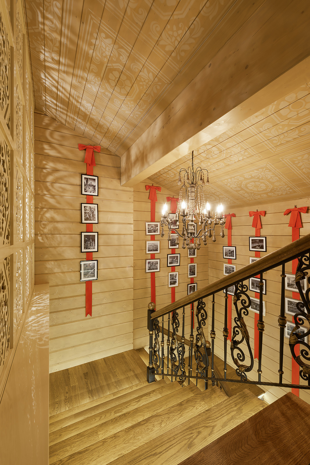 Дом на берегу реки