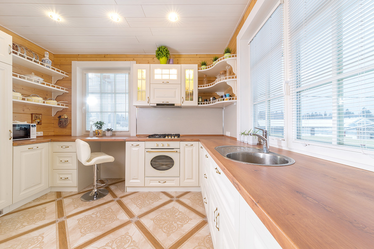 Кухня в современном классическом стиле