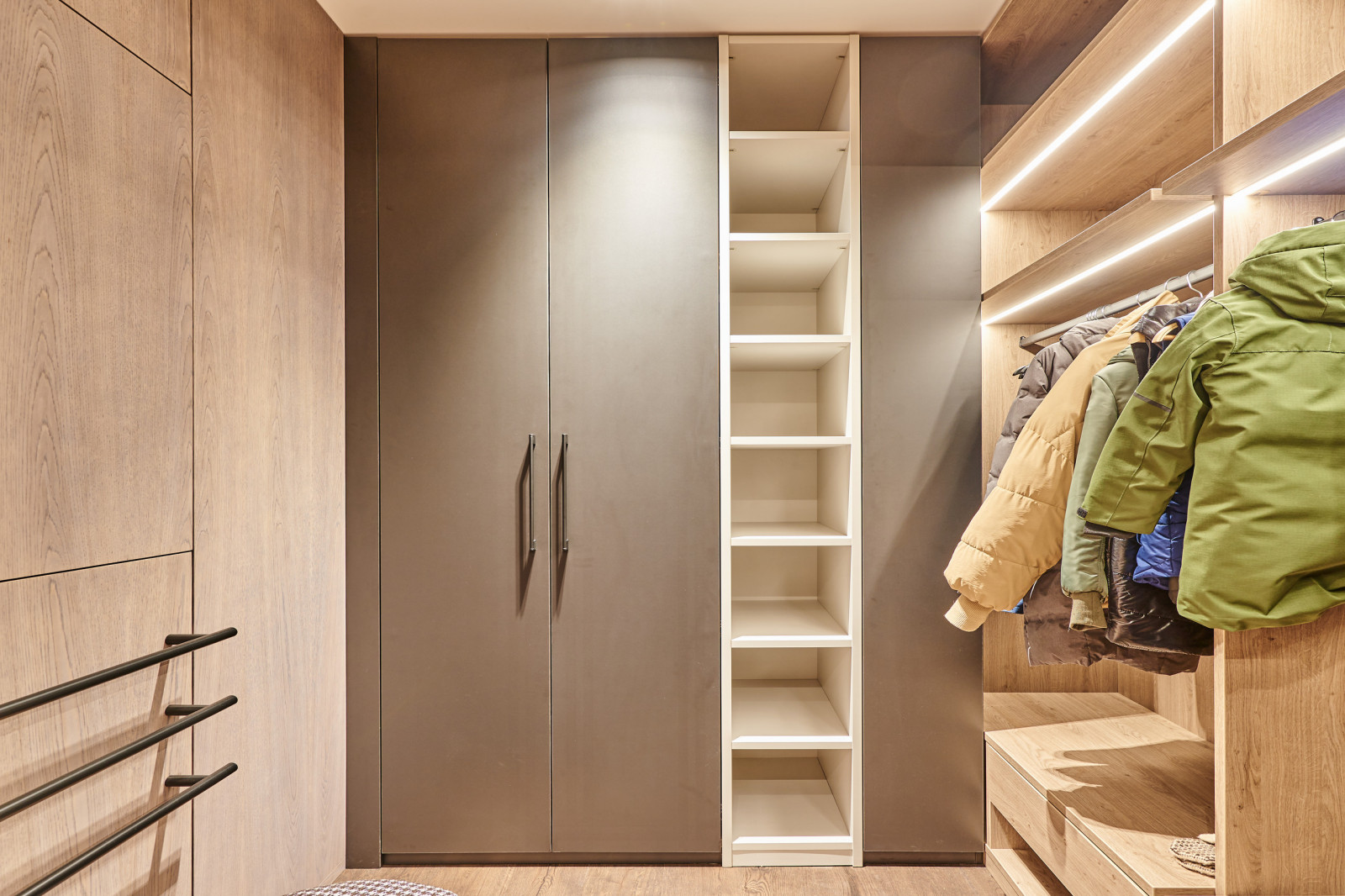 Смольный проспект