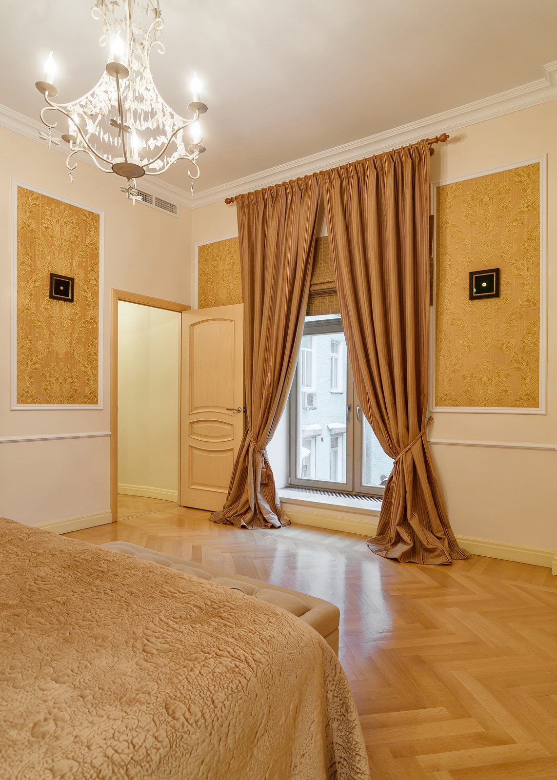 Элегантная квартира в старом московском переулке.