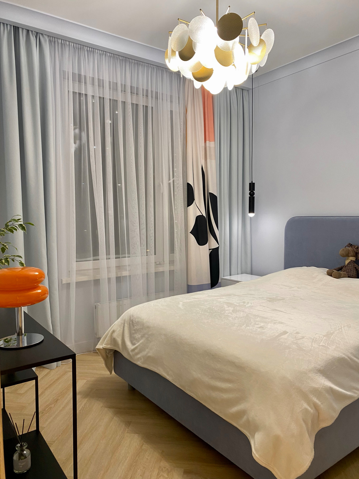 Обложка проекта: Малые м2 - не помеха комфорта. Смелый и яркий интерьер для молодой семьи