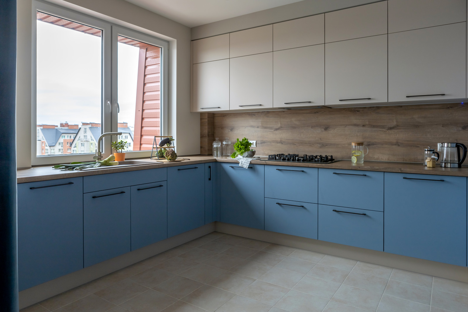 Песок и море