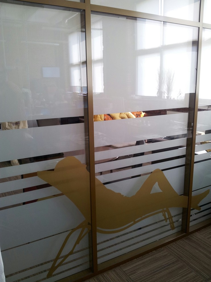 Декорирование стекла пленками