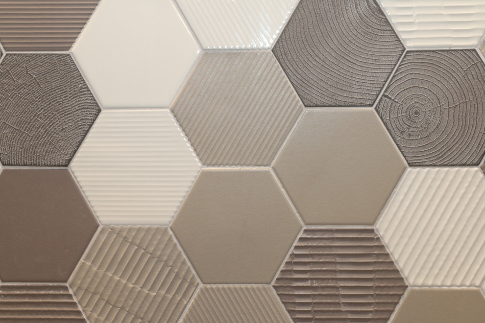 Главная ванная с панно в душевой