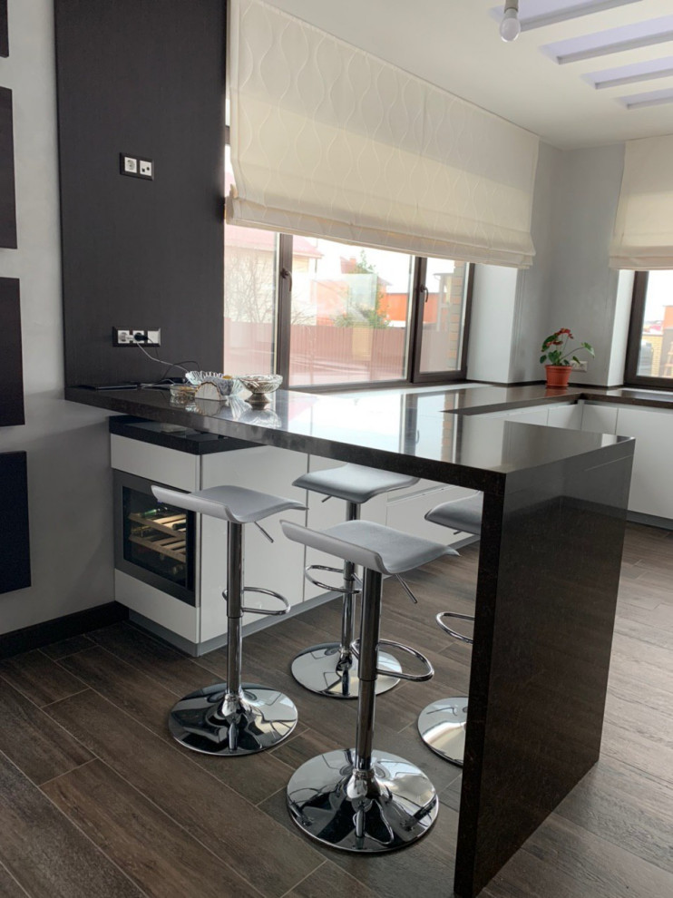 Кухня в современном стиле, пос. Большие Кабаны