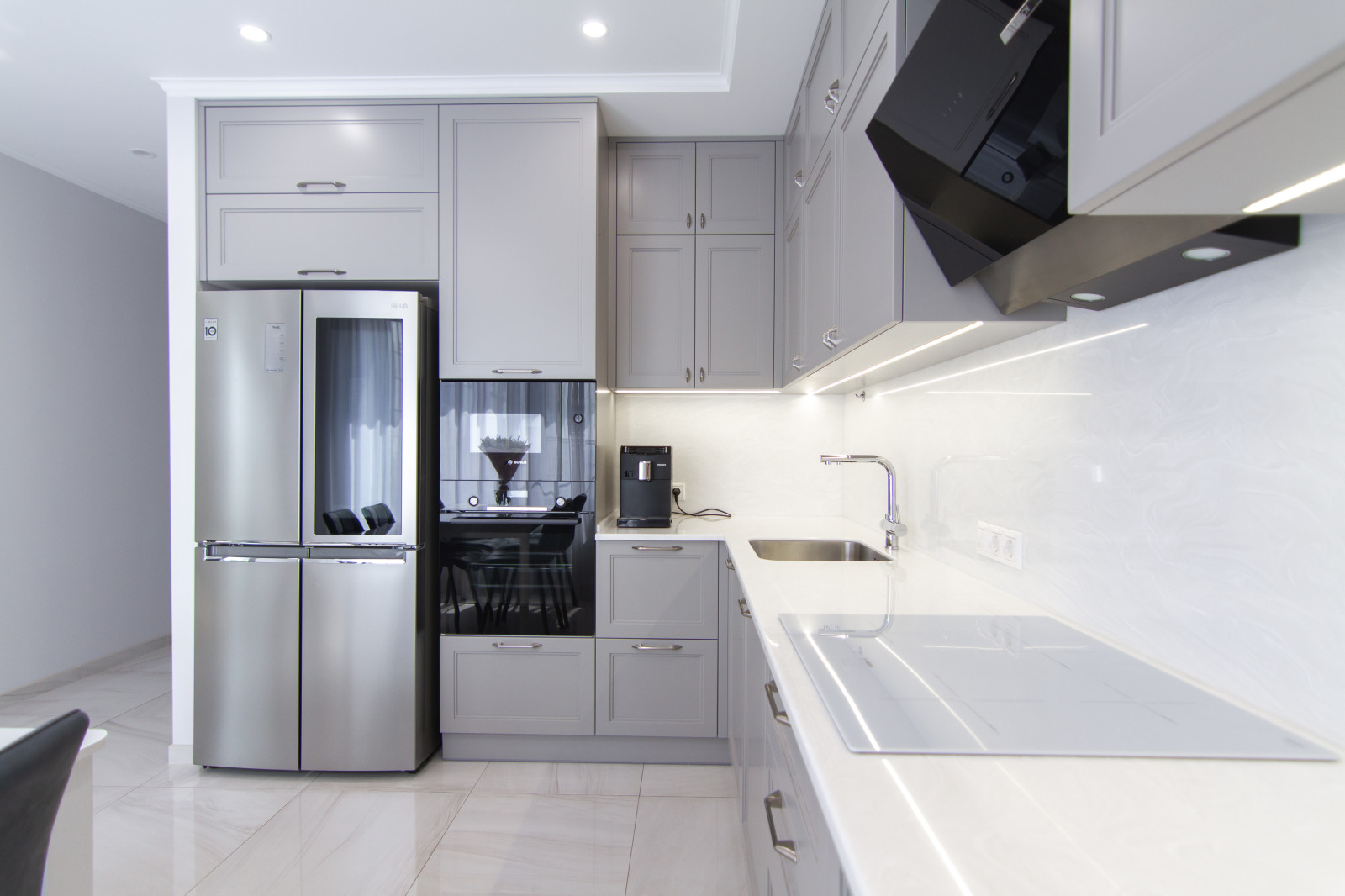 Неоклассика в нежно-кофейном цвете