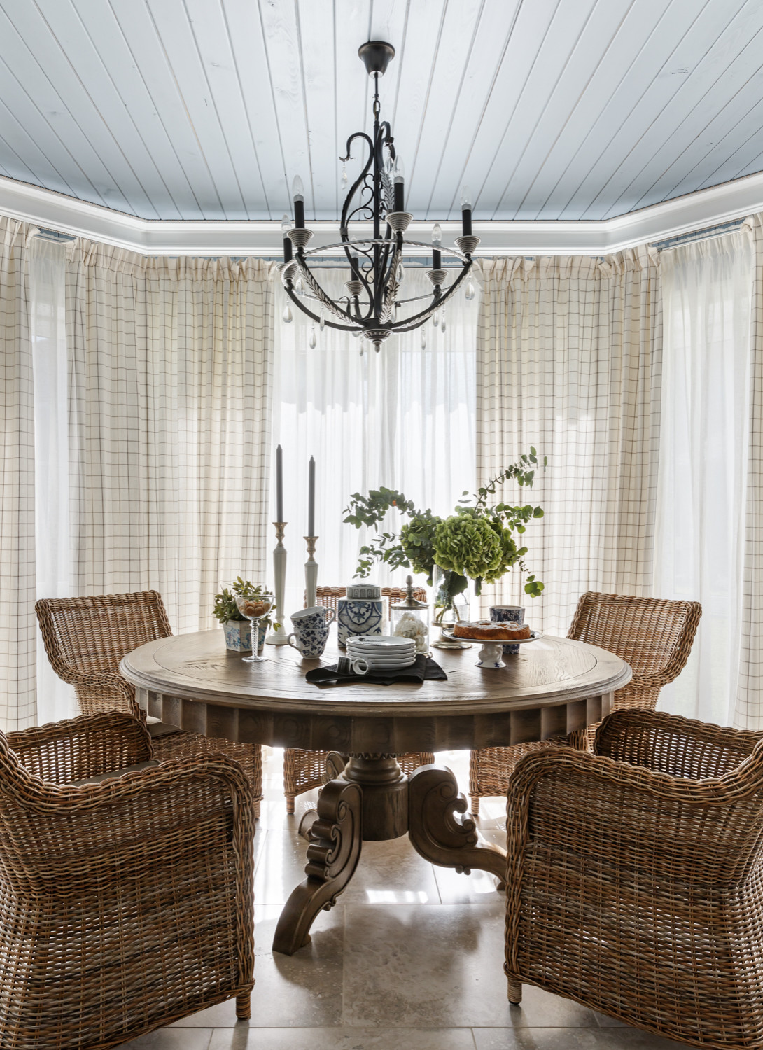 Houzz тур: Загородный дом для трех поколений одной семьи