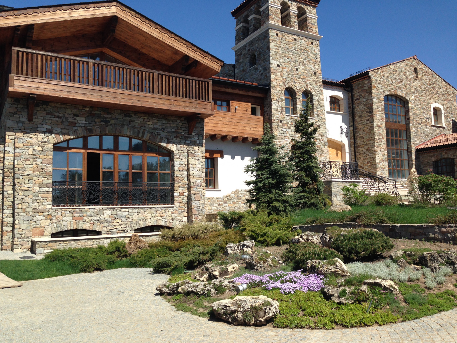 Итальянский сад в КП Европа 2013 г