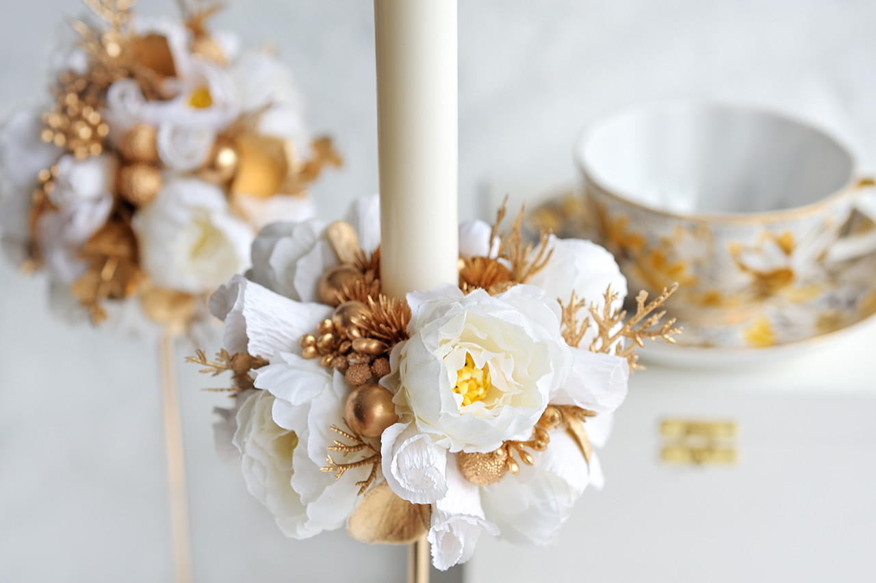 Набор высоких подсвечников с декором, цвет бело-золотой