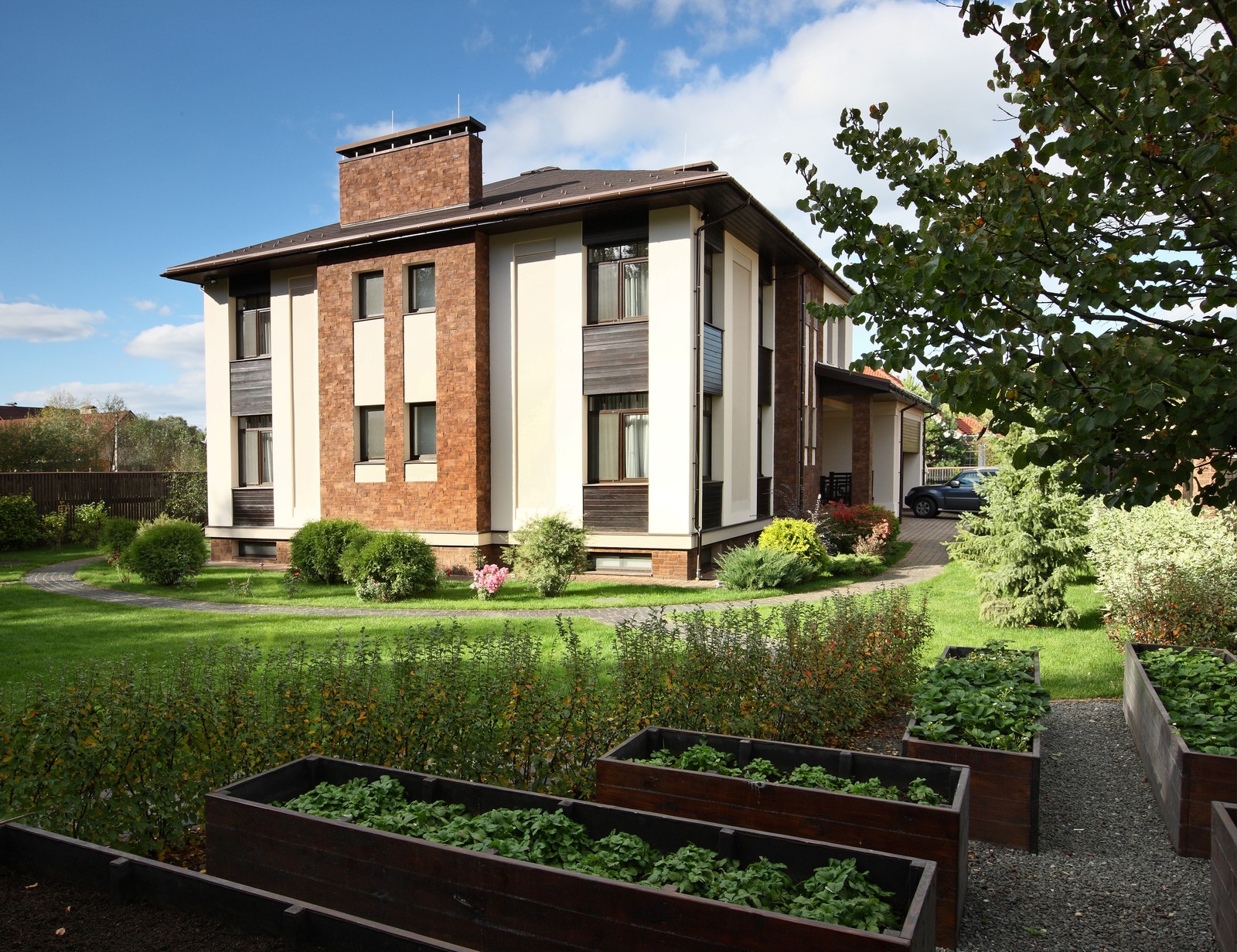 Загородный коттедж